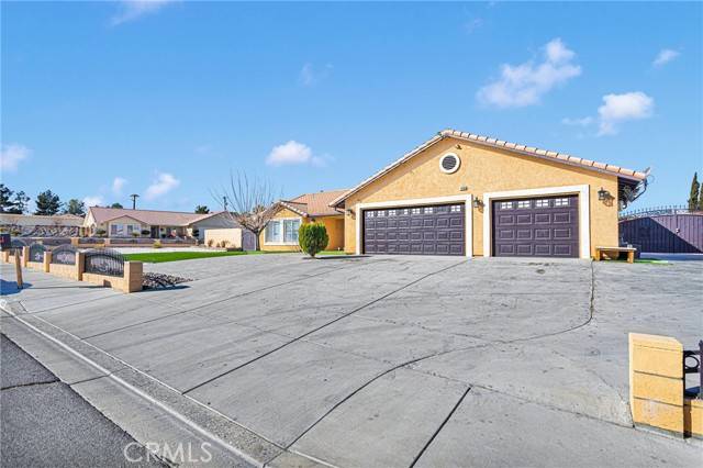 Victorville, CA 92395,14266 Brentwood Drive