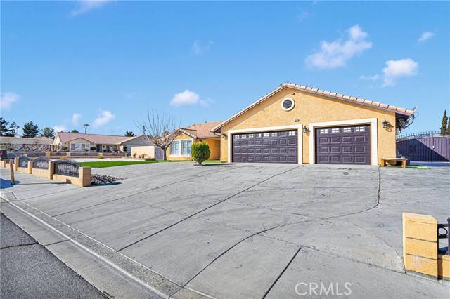 Victorville, CA 92395,14266 Brentwood Drive