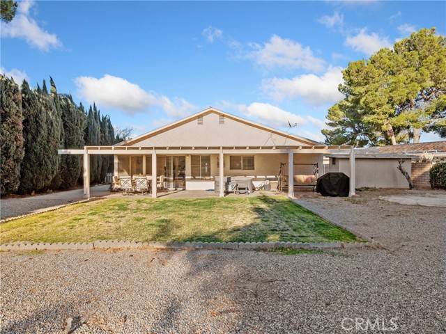 Helendale, CA 92342,27767 Hummingbird Lane