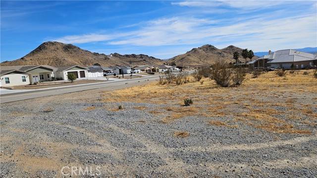 Apple Valley, CA 92308,0 Choco