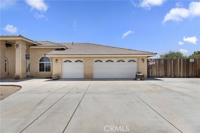 Phelan, CA 92371,8328 Chateau Road