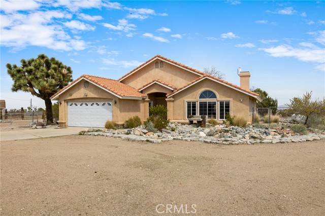 Oak Hills, CA 92344,10763 Salem Avenue