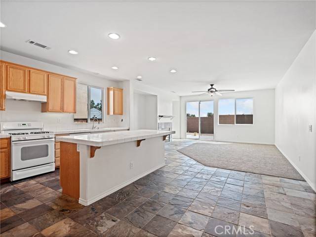 Oak Hills, CA 92344,8279 Monroe Avenue