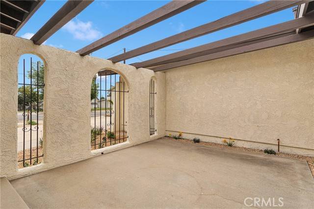 Fontana, CA 92335,9416 Emerald Avenue