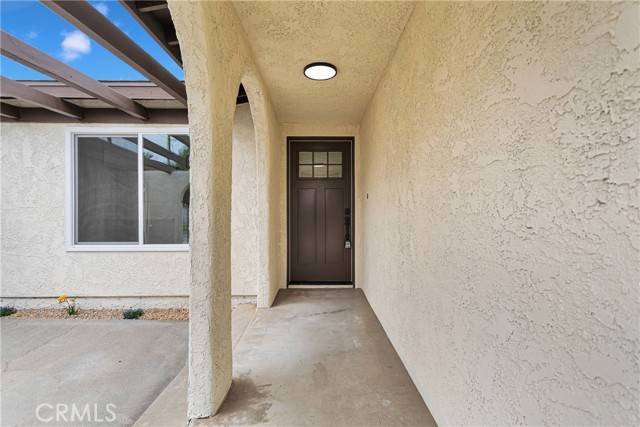Fontana, CA 92335,9416 Emerald Avenue