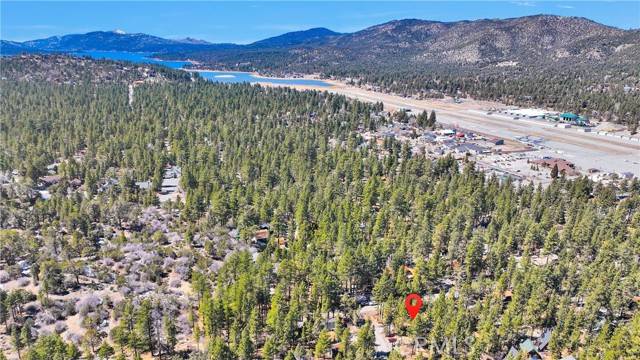 Big Bear City, CA 92314,313 Sugarloaf Boulevard