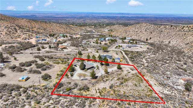 Pinon Hills, CA 92372,8130 Desert View Road