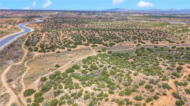 Hesperia, CA 92345,0 Near Las Flores