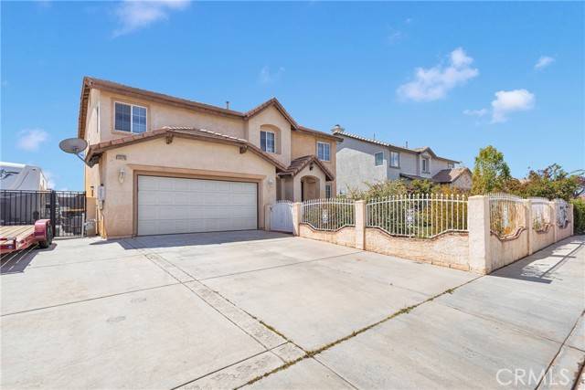 Hesperia, CA 92344,13375 Morningside Street