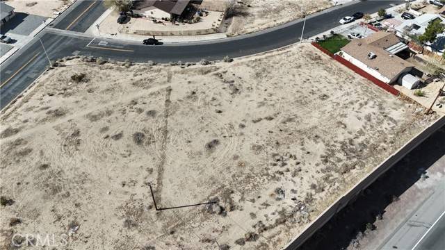 Victorville, CA 92394,11 Pepper Tree