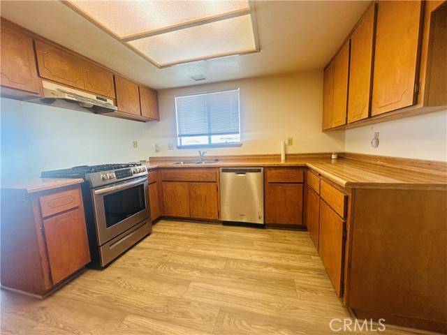 Apple Valley, CA 92308,22806 Powhatan Road