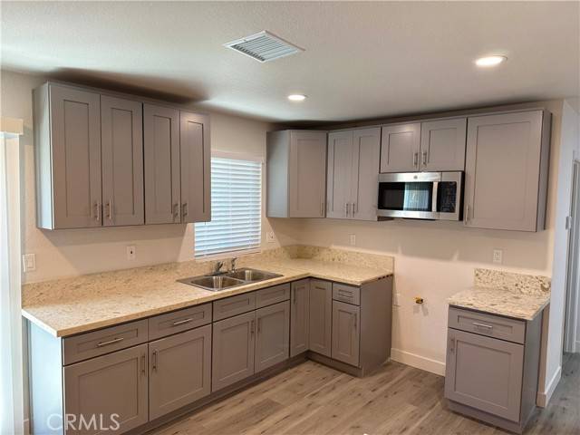 Victorville, CA 92394,16278 Orick Avenue #2B