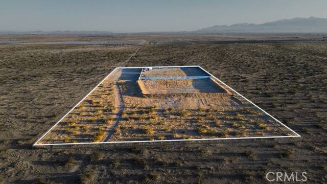 Adelanto, CA 92301,6 Vinton