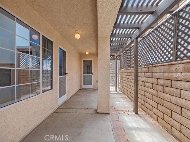 Apple Valley, CA 92308,19185 Oak Street