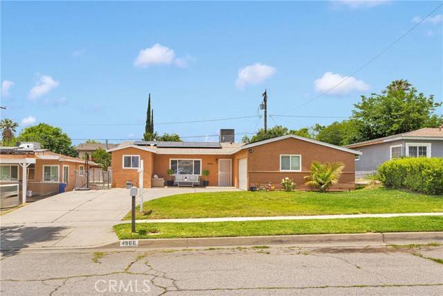 San Bernardino, CA 92407,4966 N Stoddard Avenue