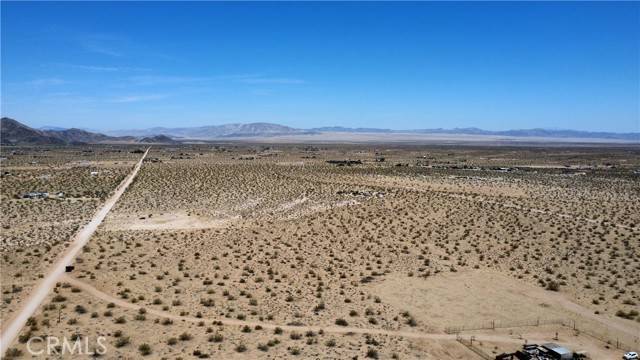 Landers, CA 92285,0 Kuna