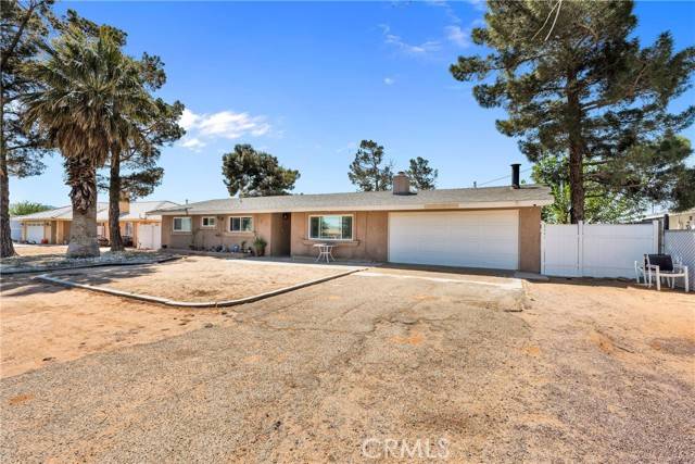 Apple Valley, CA 92307,21947 Standing Rock Avenue