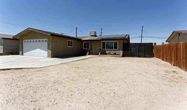 Yermo, CA 92398,35724 Frontier Avenue