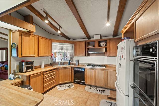 Newberry Springs, CA 92365,35745 Ramona Road