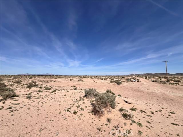 Newberry Springs, CA 92365,34998 Bon View