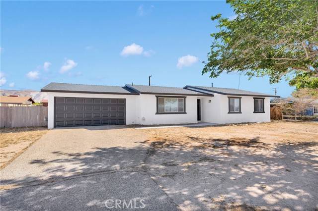 Apple Valley, CA 92308,22047 Wren Street