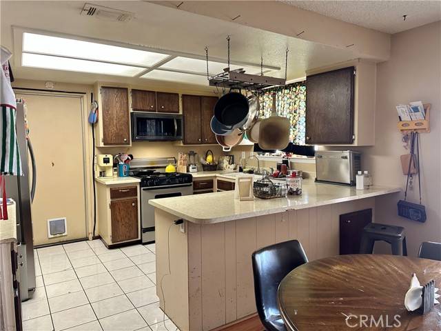 Apple Valley, CA 92307,16035 Wyandot Road