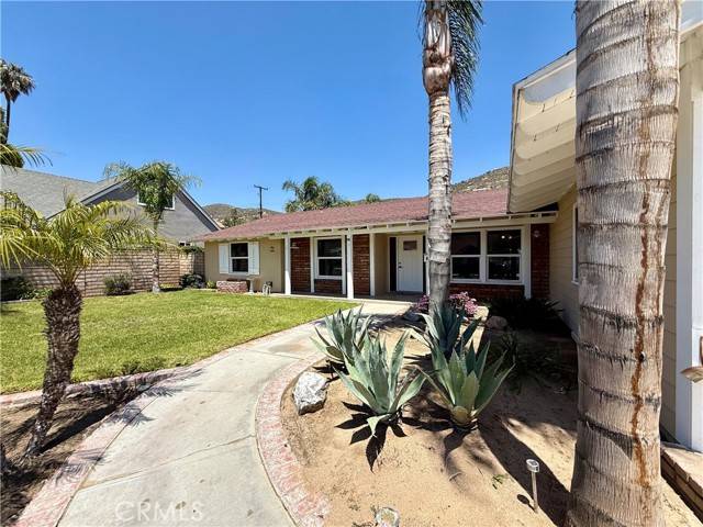 Riverside, CA 92505,5525 Peacock Lane