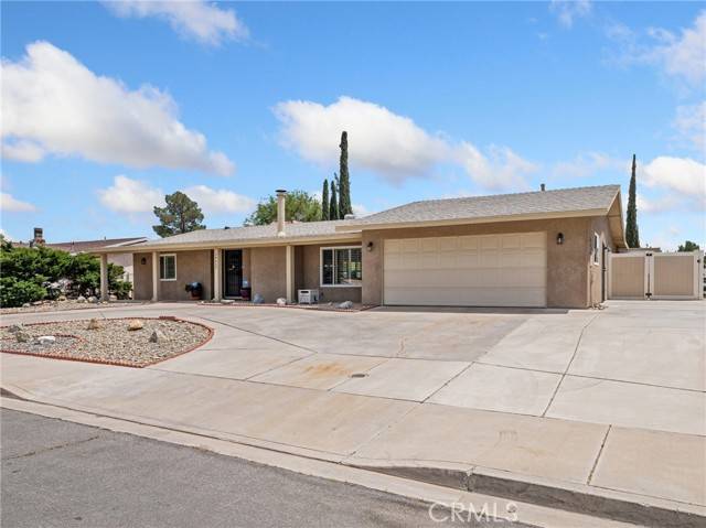 Victorville, CA 92395,14427 Holly Drive