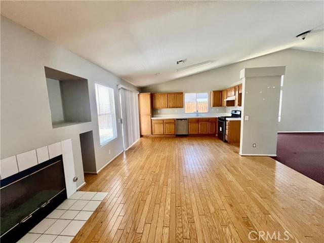 Hesperia, CA 92344,13633 Bentwood Street