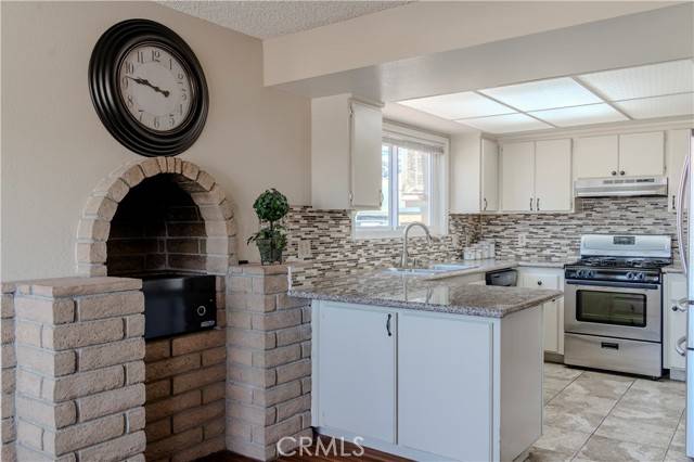 Helendale, CA 92342,27332 Outrigger Lane
