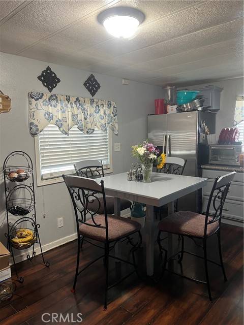 Apple Valley, CA 92307,13892 Pioneer #8