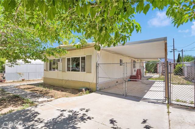 Hesperia, CA 92345,18995 Hinton