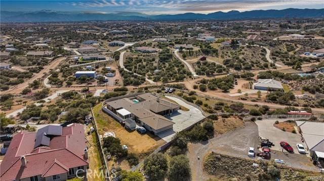 Oak Hills, CA 92344,10180 Buffalo Road