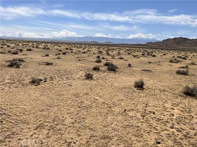 Adelanto, CA 92301,0 Kenwood