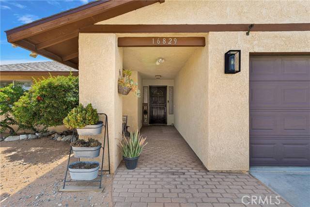Apple Valley, CA 92307,16829 Neenach Road