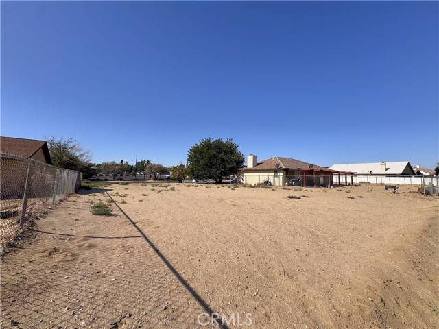 Helendale, CA 92342,14040 Rivers Edge