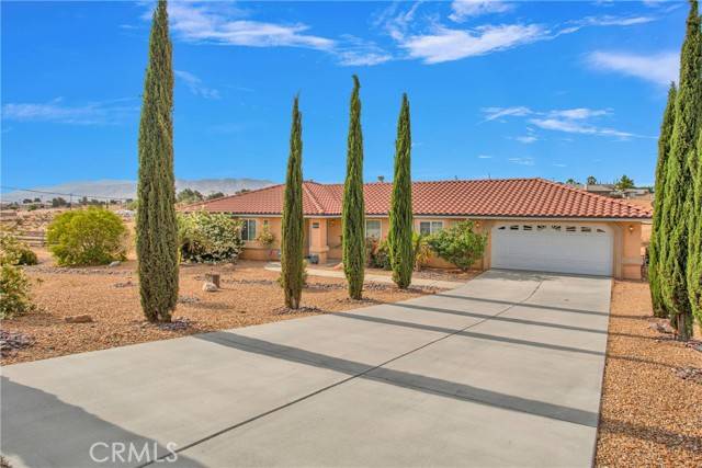 Hesperia, CA 92345,10903 E Avenue