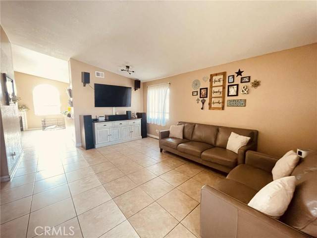 Adelanto, CA 92301,14462 Ivy Street