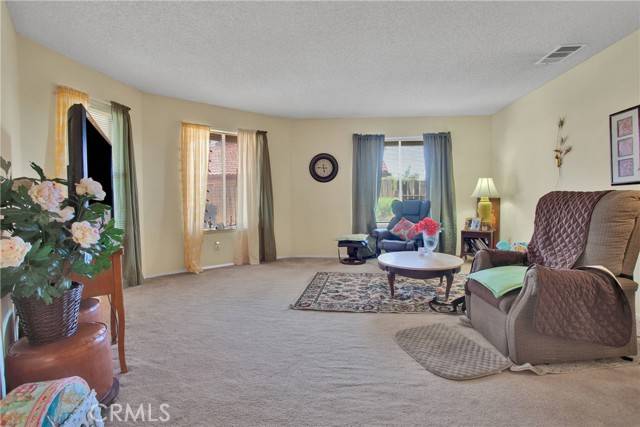 Hesperia, CA 92345,10395 Shahaptain Avenue