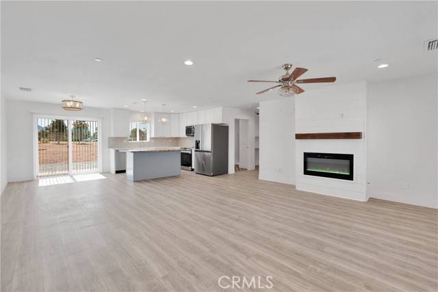 Yermo, CA 92398,37325 Indian Avenue