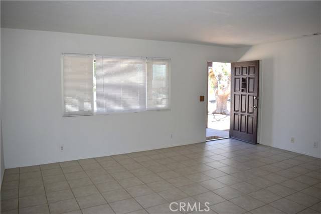 Hesperia, CA 92345,18107 Sycamore Street