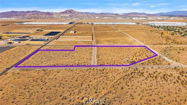 Adelanto, CA 92301,70 Jonathan