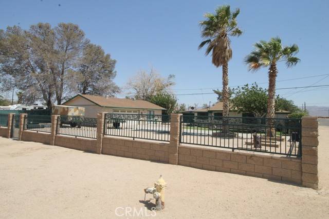 Yermo, CA 92398,38103 Dividing Line Street