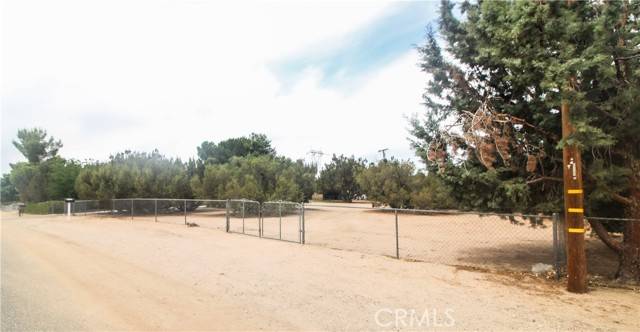 Hesperia, CA 92345,7604 Victor Avenue