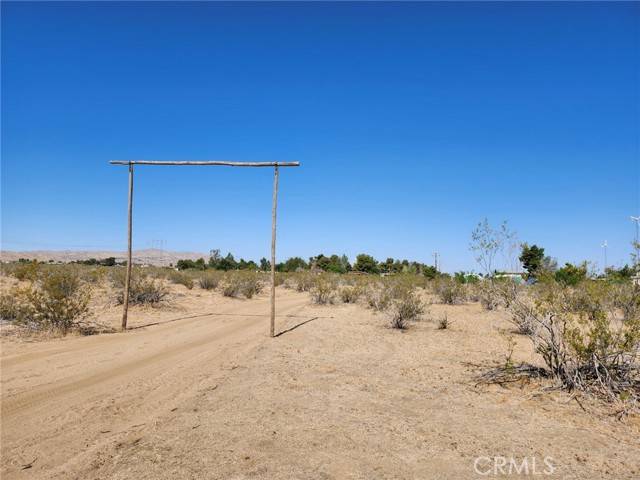 Apple Valley, CA 92308,0 Loma Vista