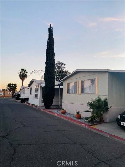 Perris, CA 92571,350 E San Jacinto #195