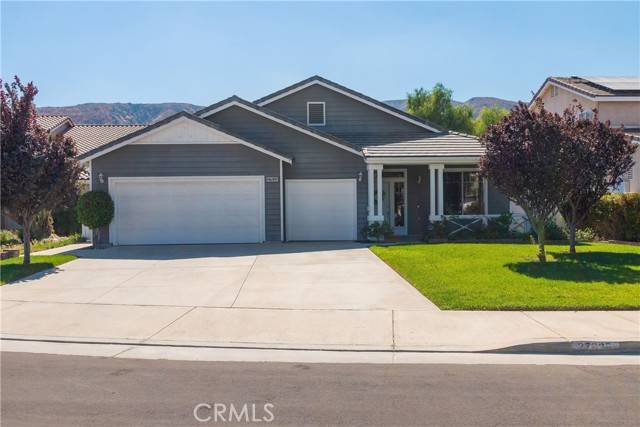 Corona, CA 92883,27635 Trailhead Court