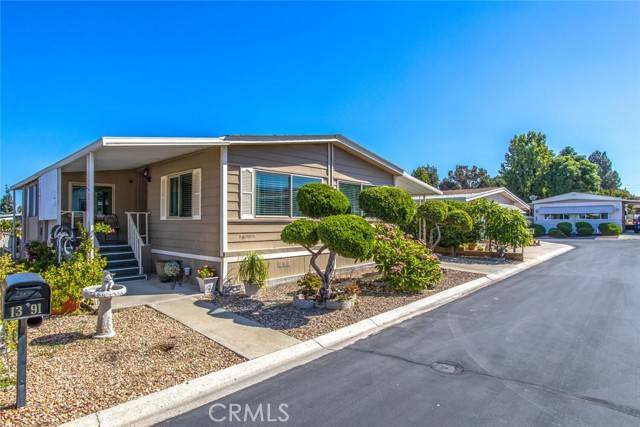 Corona, CA 92882,1391 Orangewood SQ