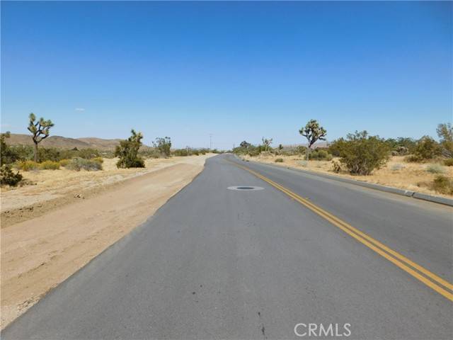 Yucca Valley, CA 92284,59060 Barron