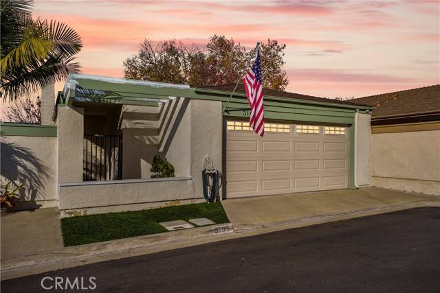 Fullerton, CA 92835,3107 Briarwood Court